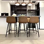 Eastern Hub - Jing\'An Temple Branch Stylish 3-Bedroom In Bustling Area, Surrounded By Trendy Bistro And Bar Street, Only 100M From Subway